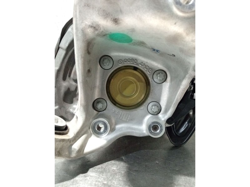 Recambio de mangueta trasera derecha para mercedes-benz cla shooting brake (x118) cla 200 d (118.612) referencia OEM IAM 2470600