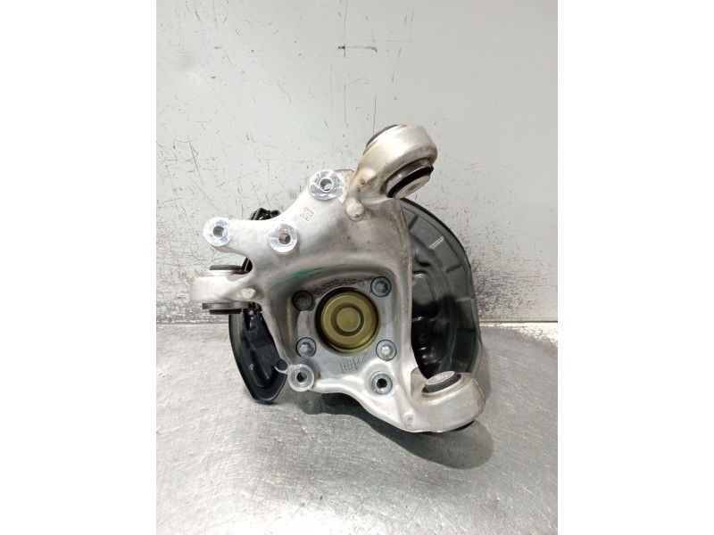 Recambio de mangueta trasera izquierda para mercedes-benz cla shooting brake (x118) cla 200 d (118.612) referencia OEM IAM 24705