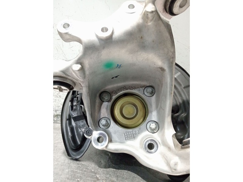 Recambio de mangueta trasera izquierda para mercedes-benz cla shooting brake (x118) cla 200 d (118.612) referencia OEM IAM 24705