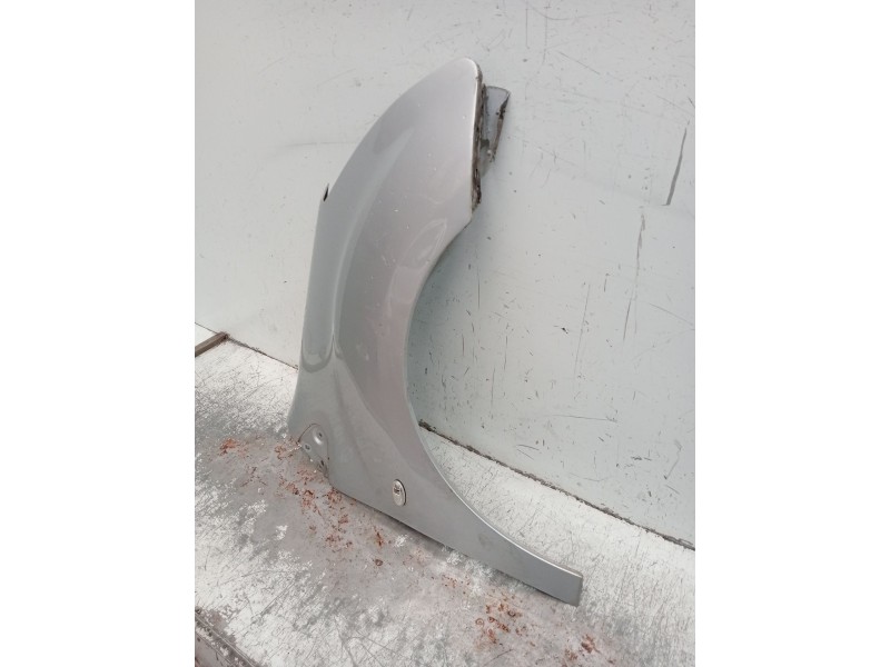 Recambio de aleta delantera derecha para peugeot partner tepee 1.6 hdi 90 referencia OEM IAM   