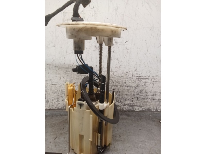 Recambio de bomba combustible para mercedes-benz clase b sports tourer (w245) b 200 cdi (245.208) referencia OEM IAM A1694701294