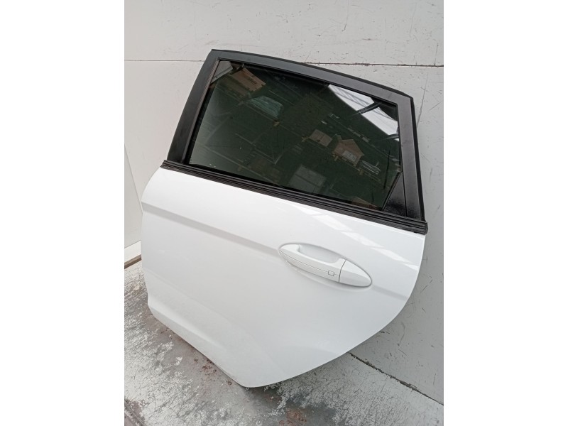 Recambio de puerta trasera izquierda para ford fiesta vi (cb1, ccn) 1.6 tdci referencia OEM IAM   