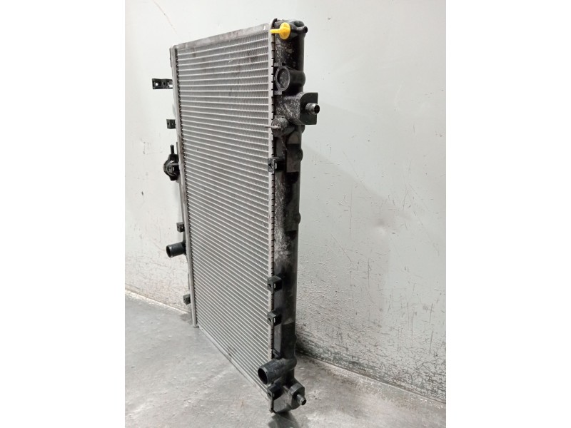 Recambio de radiador agua para toyota avensis (_t22_) 1.6 (at220_) referencia OEM IAM   