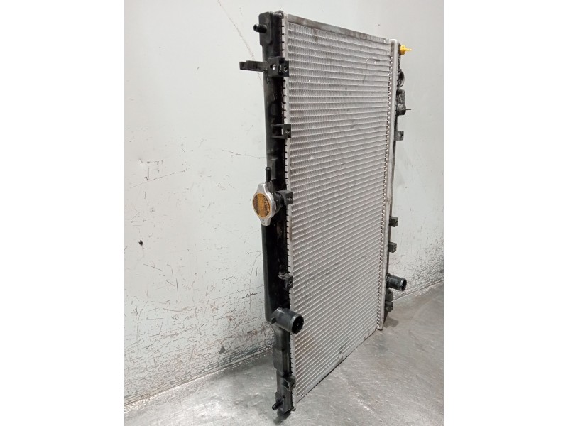 Recambio de radiador agua para toyota avensis (_t22_) 1.6 (at220_) referencia OEM IAM   