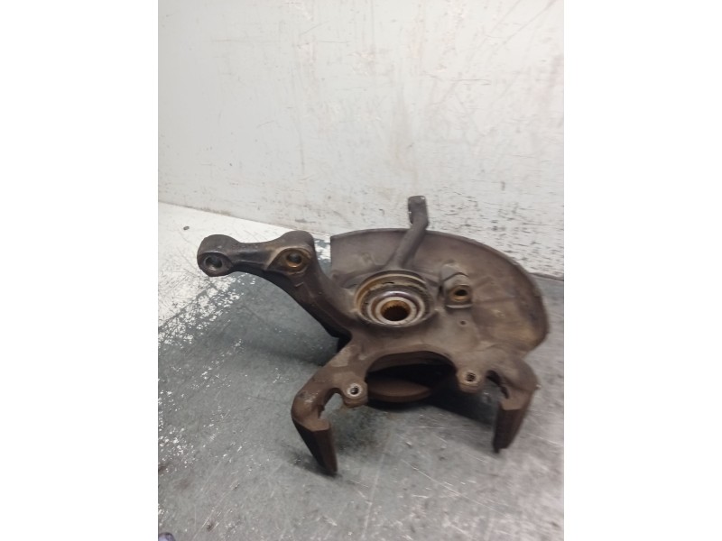 Recambio de mangueta delantera derecha para volkswagen jetta ii (19e, 1g2, 165) 1.6 referencia OEM IAM   