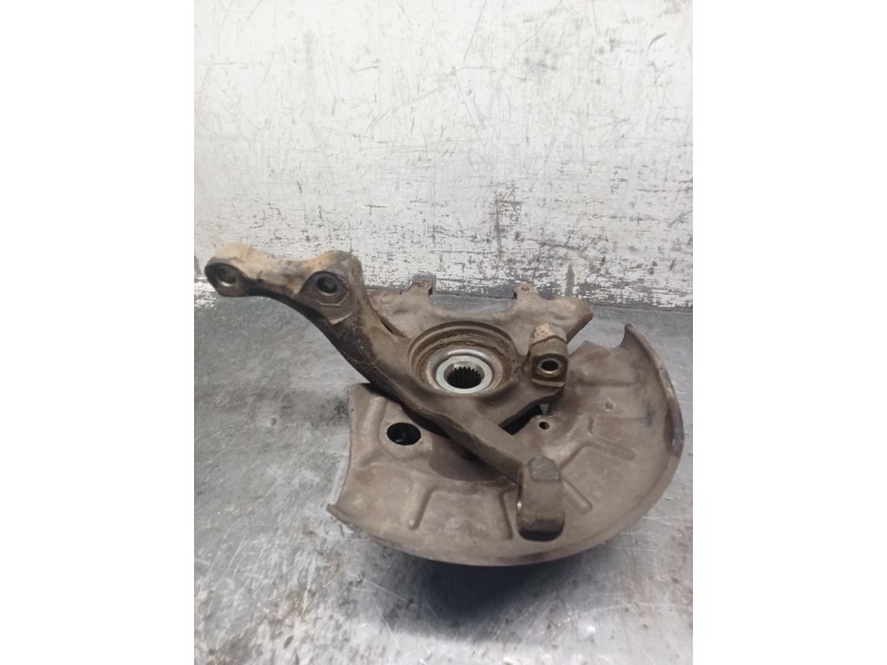 Recambio de mangueta delantera izquierda para volkswagen jetta ii (19e, 1g2, 165) 1.6 referencia OEM IAM   