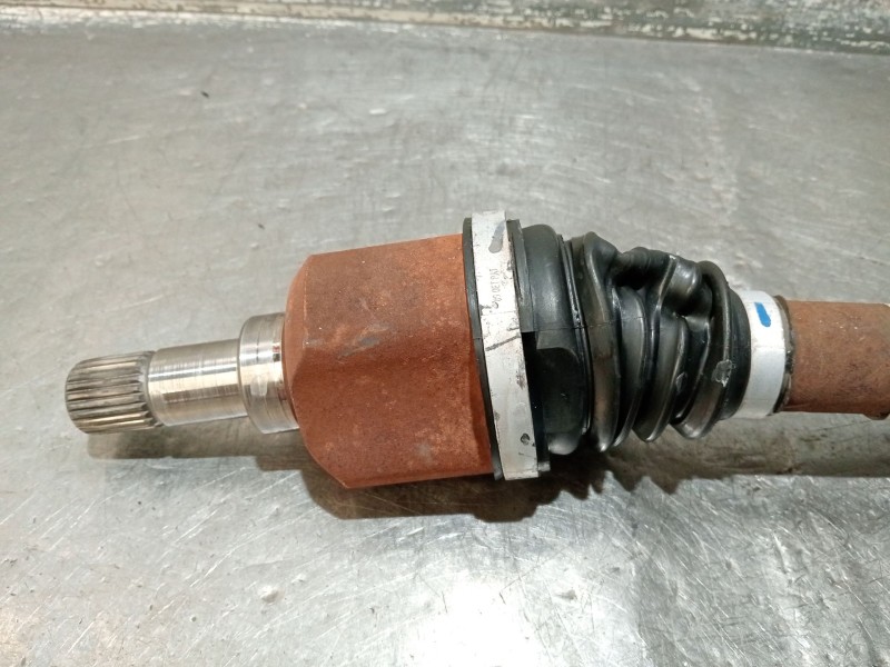 Recambio de transmision delantera izquierda para peugeot partner tepee 1.6 hdi 90 referencia OEM IAM 9637117780  