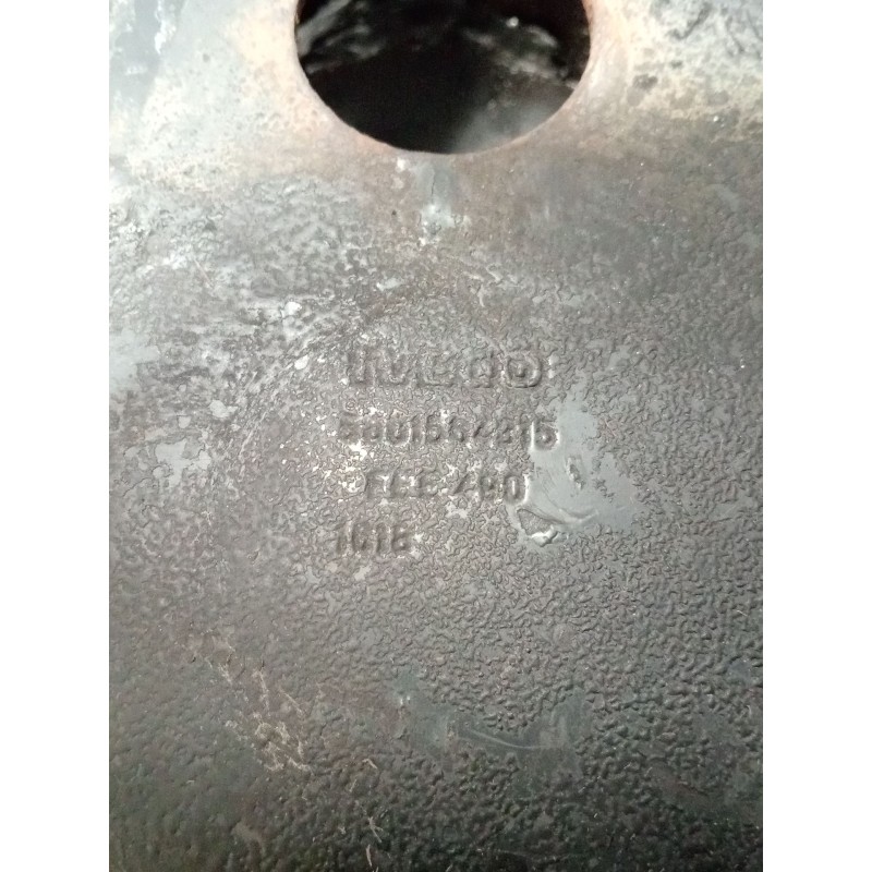 Recambio de brazo suspension inferior delantero izquierdo para iveco daily vi furgoneta 33s13, 35s13, 35c13 referencia OEM IAM 5