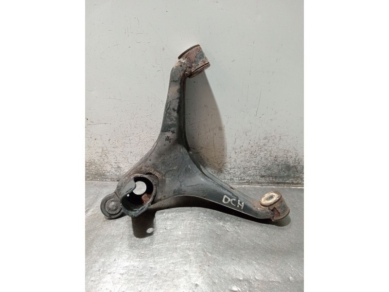 Recambio de brazo suspension inferior delantero derecho para iveco daily vi furgoneta 33s13, 35s13, 35c13 referencia OEM IAM 580
