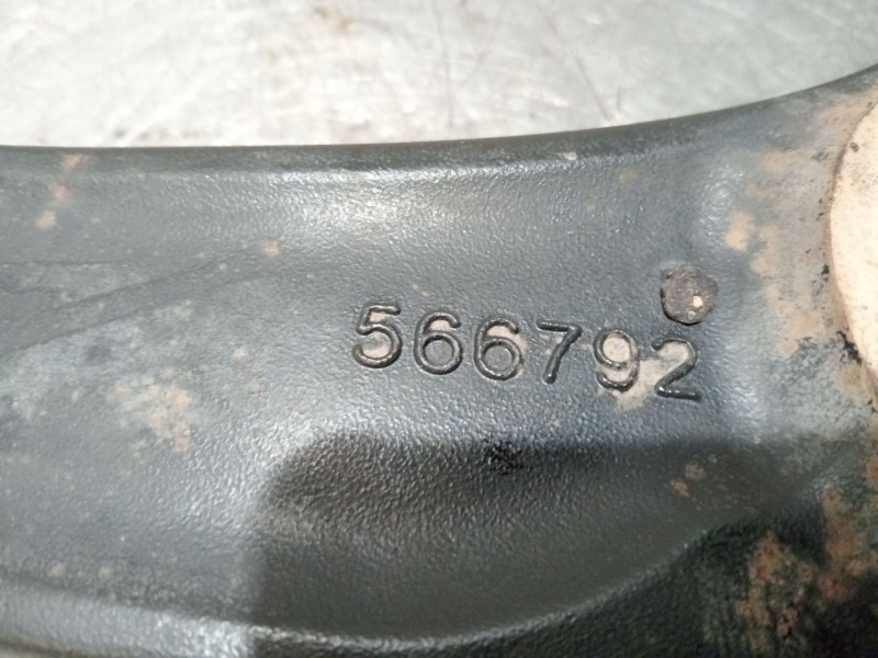 Recambio de brazo suspension inferior delantero derecho para peugeot partner tepee 1.6 hdi 90 referencia OEM IAM 566792  