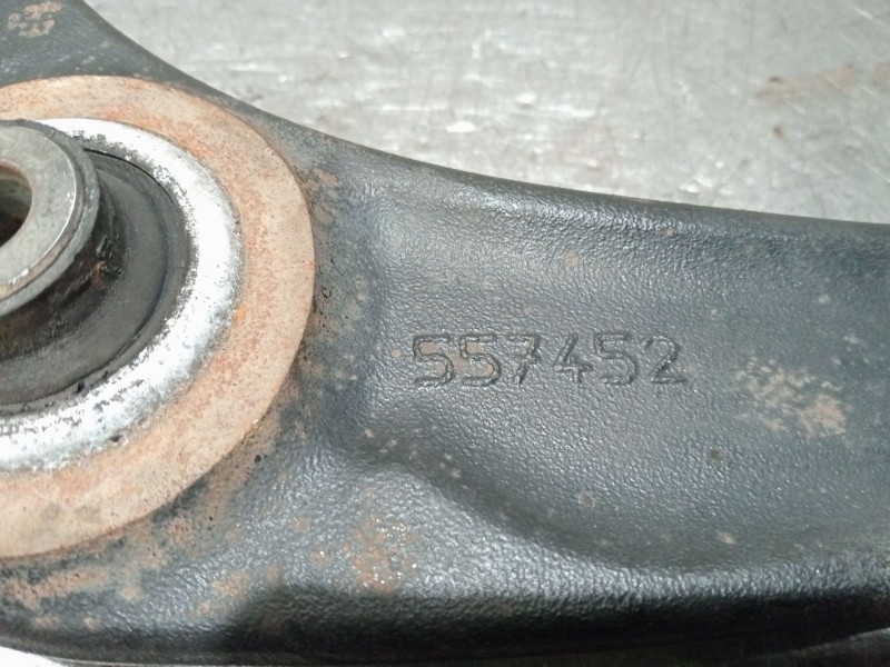 Recambio de brazo suspension inferior delantero izquierdo para peugeot partner tepee 1.6 hdi 90 referencia OEM IAM 557452  
