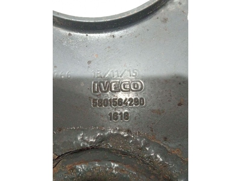 Recambio de brazo suspension superior delantero derecho para iveco daily vi furgoneta 33s13, 35s13, 35c13 referencia OEM IAM 580
