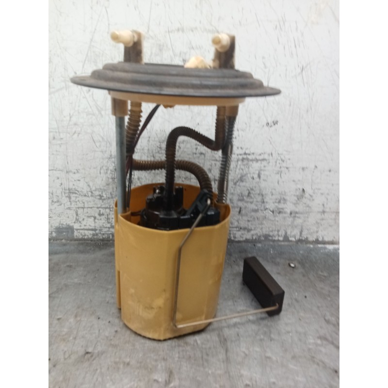 Recambio de bomba combustible para kia cee´d sw (ed) 2.0 crdi 140 referencia OEM IAM 311101H900  