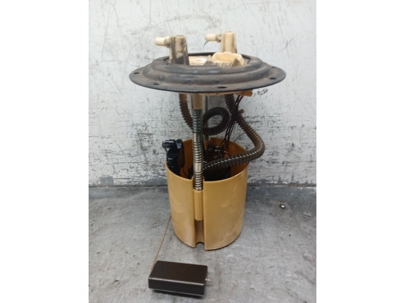 Recambio de bomba combustible para kia cee´d sw (ed) 2.0 crdi 140 referencia OEM IAM 311101H900  