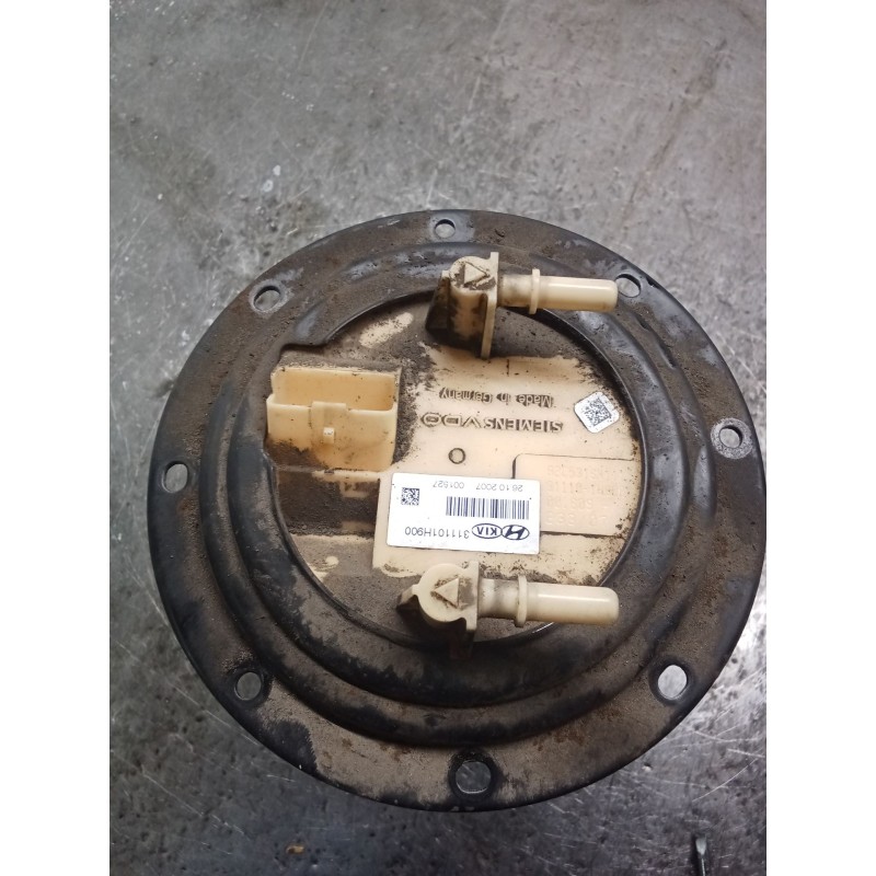 Recambio de bomba combustible para kia cee´d sw (ed) 2.0 crdi 140 referencia OEM IAM 311101H900  