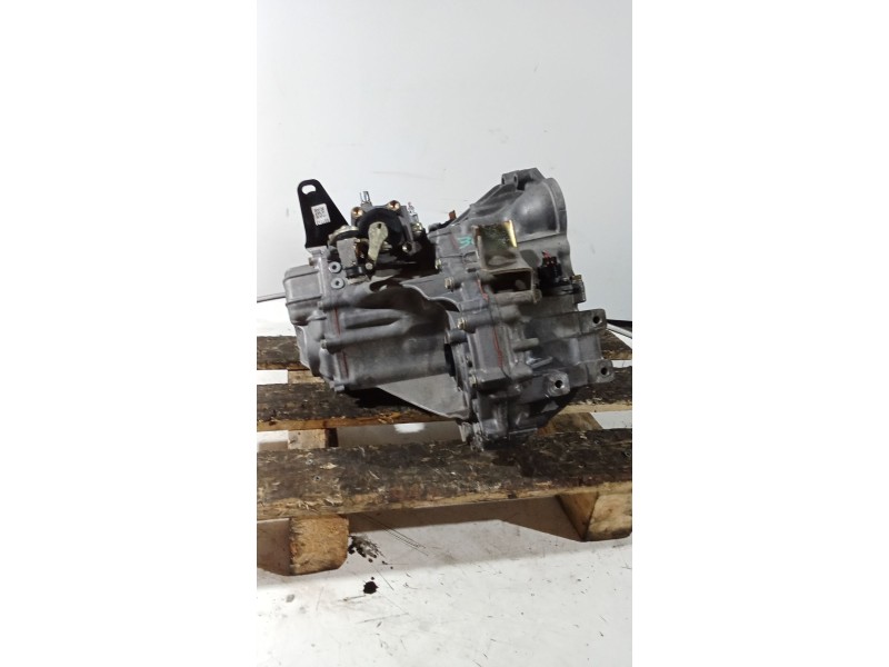Recambio de caja cambios para toyota avensis (_t22_) 1.6 (at220_) referencia OEM IAM  5v 