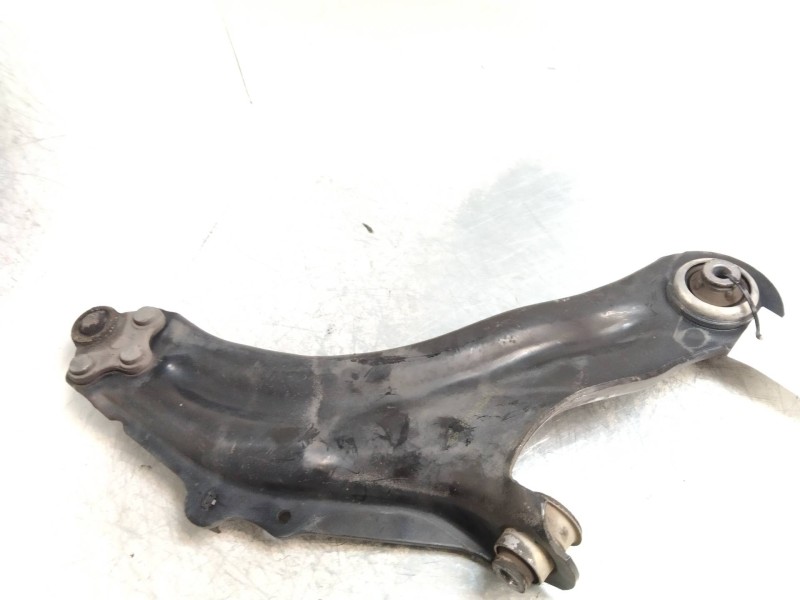 Recambio de brazo suspension inferior delantero izquierdo para renault kangoo 1.5 dci diesel referencia OEM IAM   