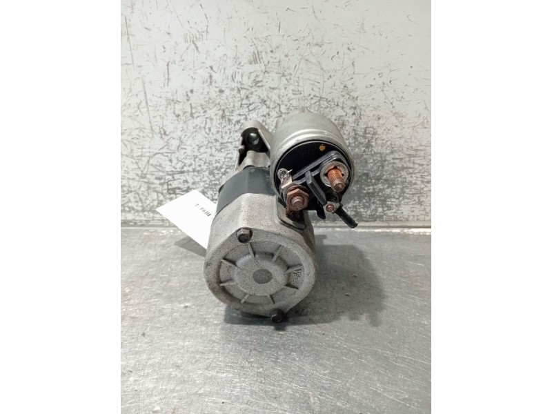 Recambio de motor arranque para renault clio iii (br0/1, cr0/1) 1.2 16v (br02, br0j, br11, cr02, cr0j, cr11) referencia OEM IAM 