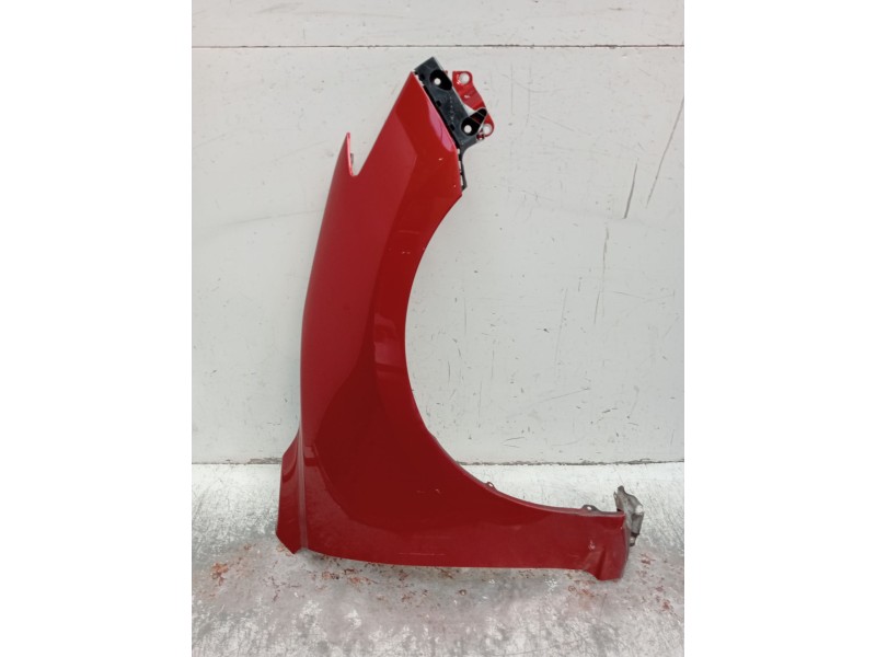 Recambio de aleta delantera derecha para mazda 3 (bm, bn) 2.2 d referencia OEM IAM   