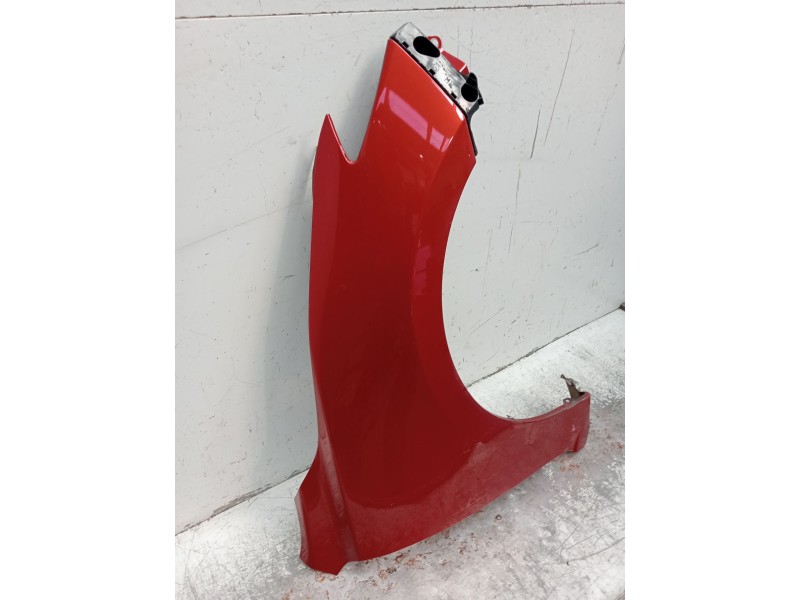 Recambio de aleta delantera derecha para mazda 3 (bm, bn) 2.2 d referencia OEM IAM   