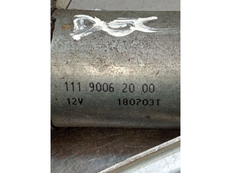 Recambio de motor limpia delantero para iveco massif single cab 3.0 hpi referencia OEM IAM 11190062000 180703T 