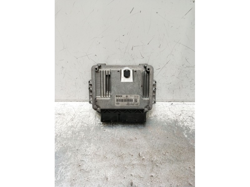 Recambio de centralita motor uce para kia cee´d sw (ed) 2.0 crdi 140 referencia OEM IAM 0281013570 3911327710 