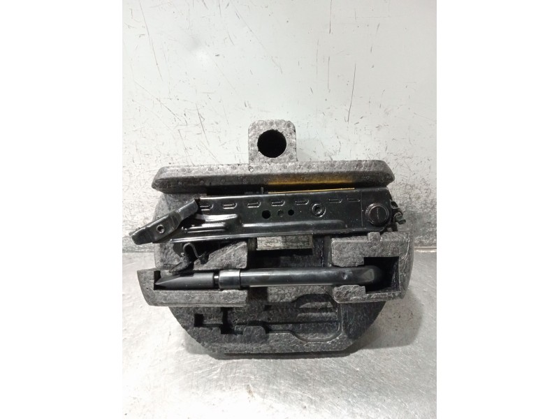 Recambio de gato para ford fiesta vi (cb1, ccn) 1.6 tdci referencia OEM IAM 8V2117080AC 6M5117035AA 