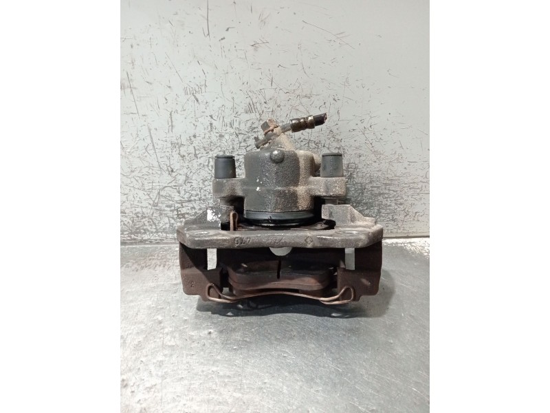Recambio de pinza freno delantera derecha para toyota avensis (_t22_) 1.6 (at220_) referencia OEM IAM   