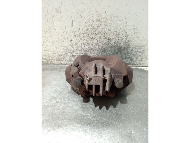 Recambio de pinza freno delantera derecha para peugeot partner tepee 1.6 hdi 90 referencia OEM IAM 9670613080  