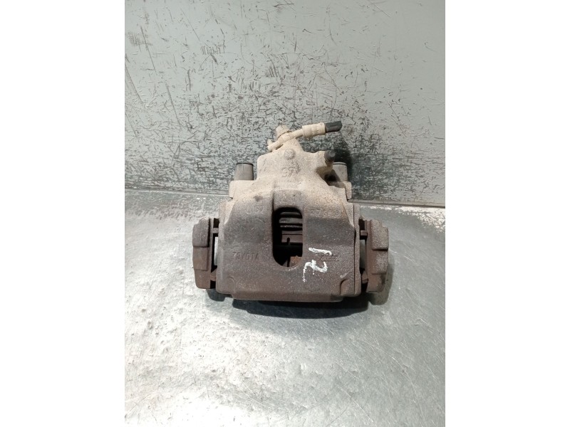 Recambio de pinza freno delantera izquierda para toyota avensis (_t22_) 1.6 (at220_) referencia OEM IAM   
