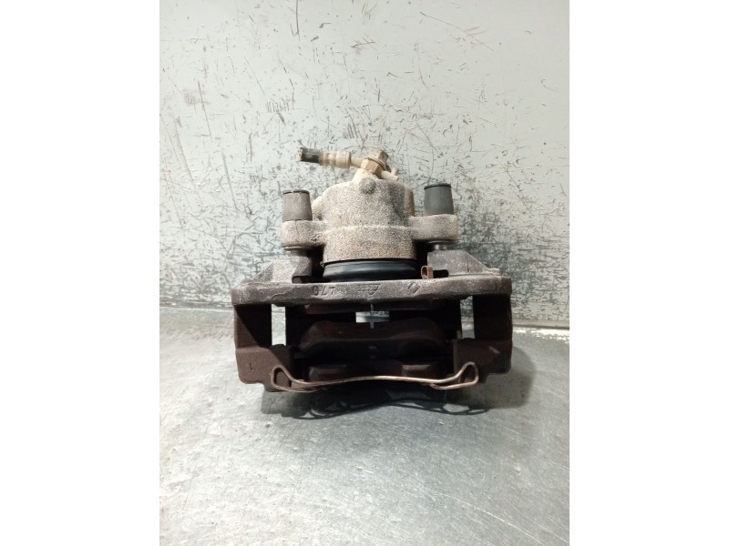 Recambio de pinza freno delantera izquierda para toyota avensis (_t22_) 1.6 (at220_) referencia OEM IAM   