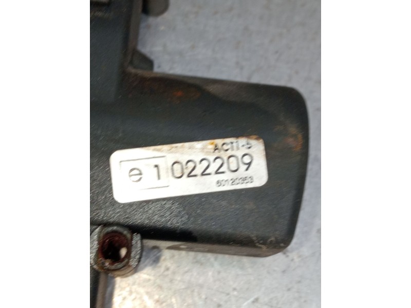 Recambio de motor cierre centralizado delantero izquierdo para iveco massif single cab 3.0 hpi referencia OEM IAM 022209 6012035