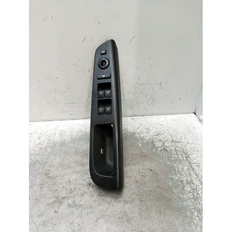 Recambio de mando elevalunas delantero izquierdo para kia cee´d sw (ed) 2.0 crdi 140 referencia OEM IAM  5P 