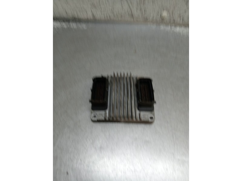 Recambio de centralita motor uce para opel astra g classic caravan (f35) 1.6 referencia OEM IAM 09353489  