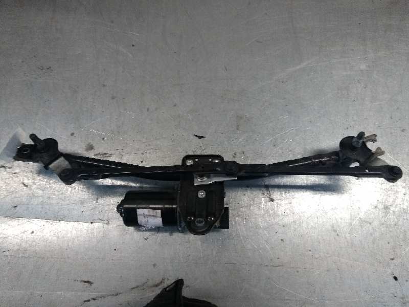 Recambio de motor limpia delantero para hyundai i30 1.6 crdi cat referencia OEM IAM   