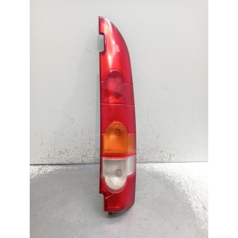 Recambio de piloto trasero derecho para renault kangoo express (fc0/1_) 1.9 dci 4x4 (fc0v) referencia OEM IAM   