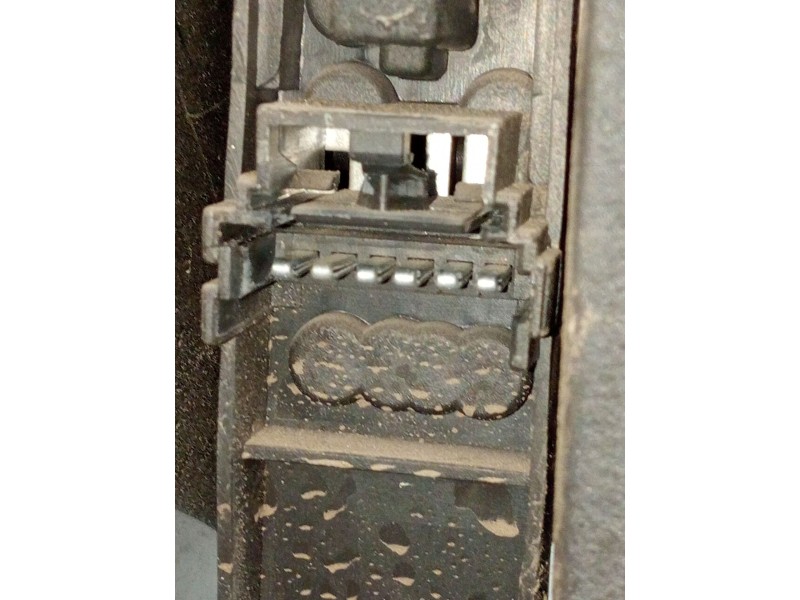 Recambio de piloto trasero derecho para renault kangoo express (fc0/1_) 1.9 dci 4x4 (fc0v) referencia OEM IAM   