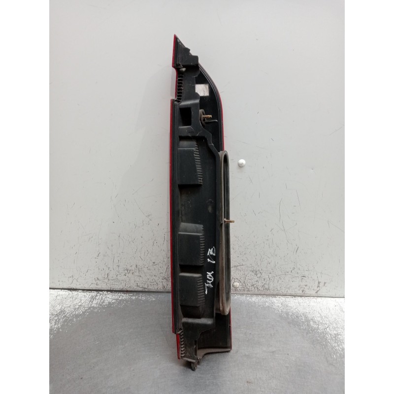 Recambio de piloto trasero izquierdo para renault kangoo express (fc0/1_) 1.9 dci 4x4 (fc0v) referencia OEM IAM   