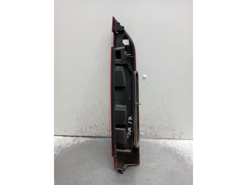 Recambio de piloto trasero izquierdo para renault kangoo express (fc0/1_) 1.9 dci 4x4 (fc0v) referencia OEM IAM   