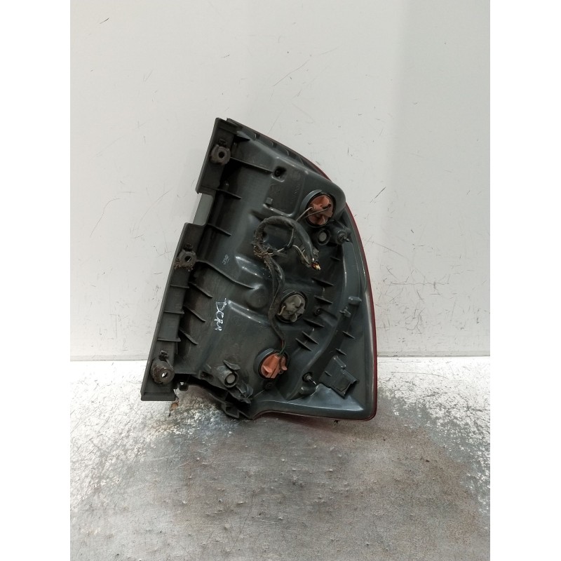 Recambio de piloto trasero derecho para kia cee´d sw (ed) 2.0 crdi 140 referencia OEM IAM   