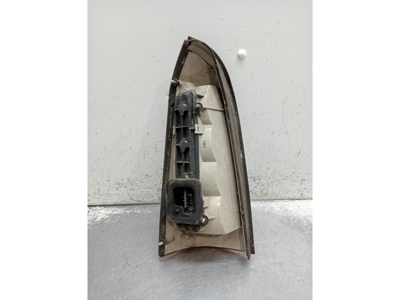 Recambio de piloto trasero derecho para opel astra g classic caravan (f35) 1.6 referencia OEM IAM   