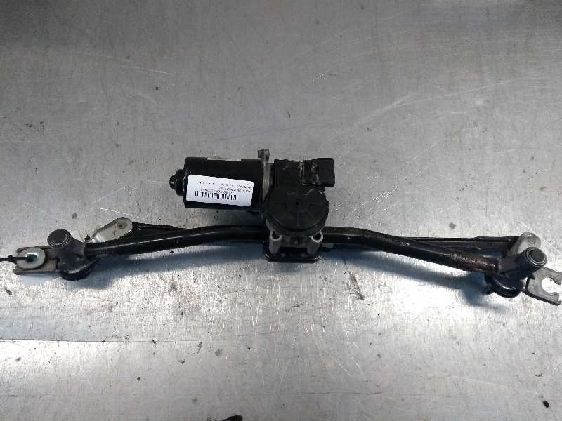 Recambio de motor limpia delantero para hyundai i30 1.6 crdi cat referencia OEM IAM   