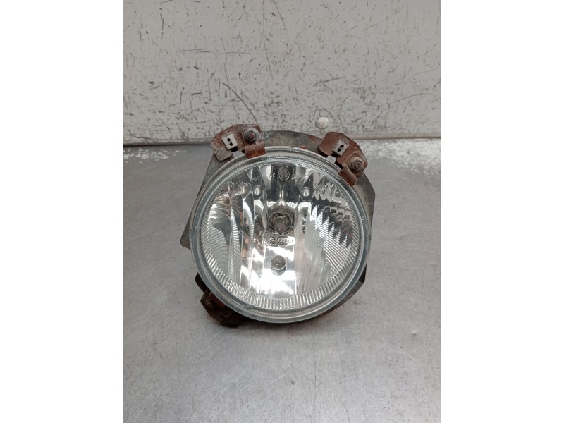 Recambio de faro derecho para iveco massif single cab 3.0 hpi referencia OEM IAM 89205941  