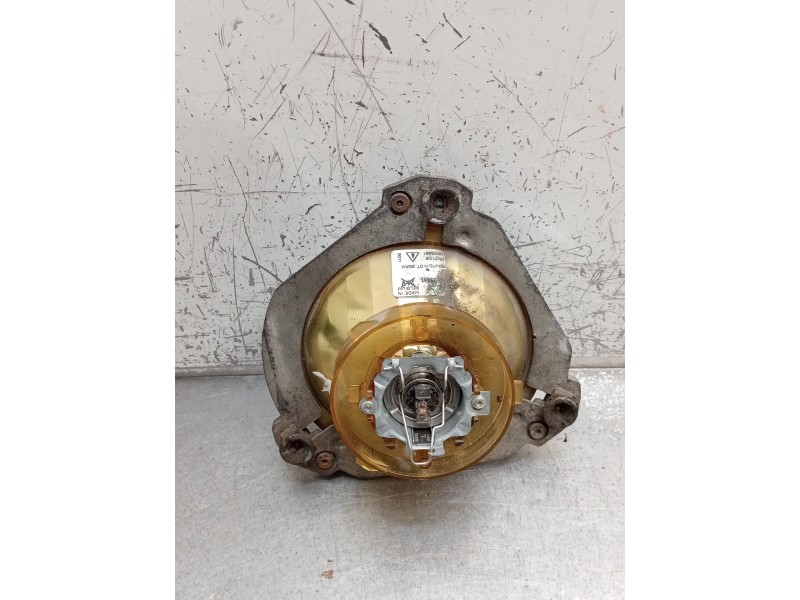 Recambio de faro izquierdo para iveco massif single cab 3.0 hpi referencia OEM IAM 89205961  