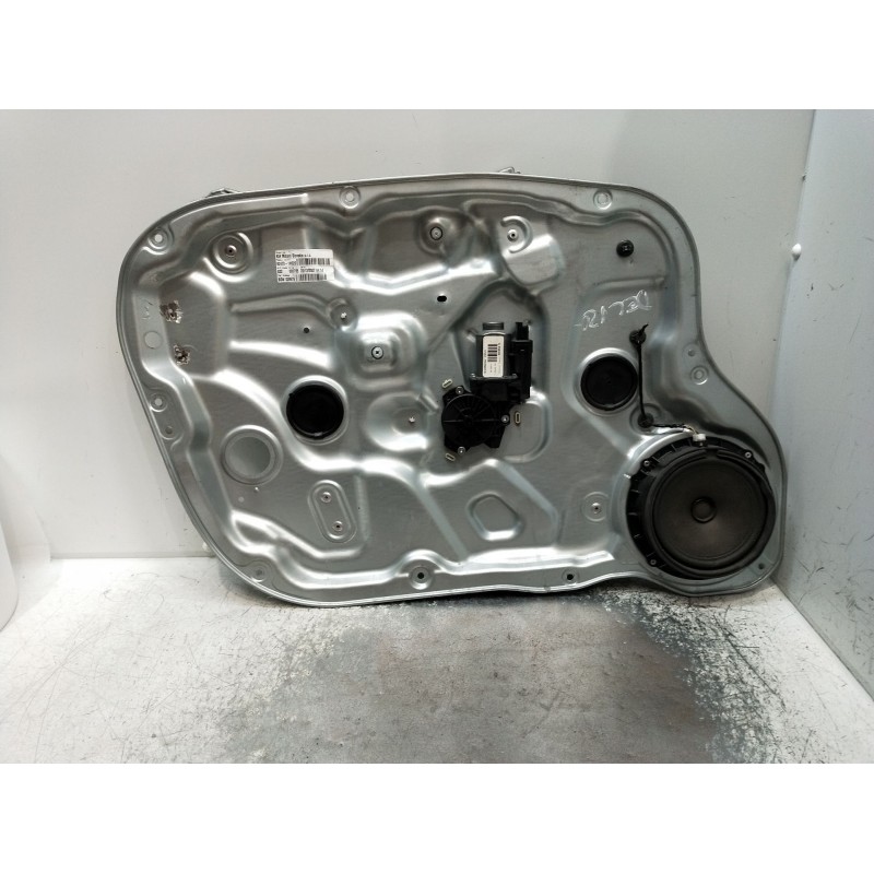 Recambio de elevalunas delantero izquierdo para kia cee´d sw (ed) 2.0 crdi 140 referencia OEM IAM 824701H020 5P 028676