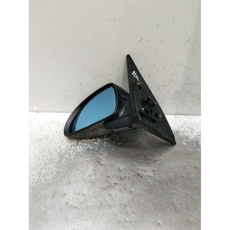 Recambio de retrovisor izquierdo para kia cee´d sw (ed) 2.0 crdi 140 referencia OEM IAM  ELÉCTRICO 