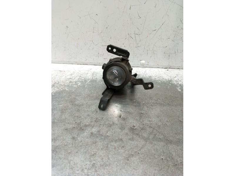 Recambio de faro antiniebla izquierdo para kia cee´d sw (ed) 2.0 crdi 140 referencia OEM IAM   