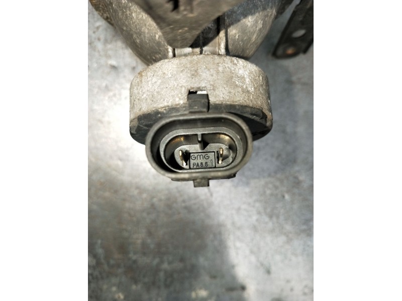 Recambio de faro antiniebla izquierdo para kia cee´d sw (ed) 2.0 crdi 140 referencia OEM IAM   