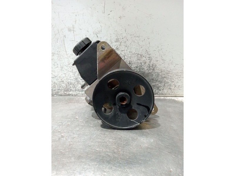 Recambio de bomba direccion para toyota avensis (_t22_) 1.6 (at220_) referencia OEM IAM 4431005040 7691974148 