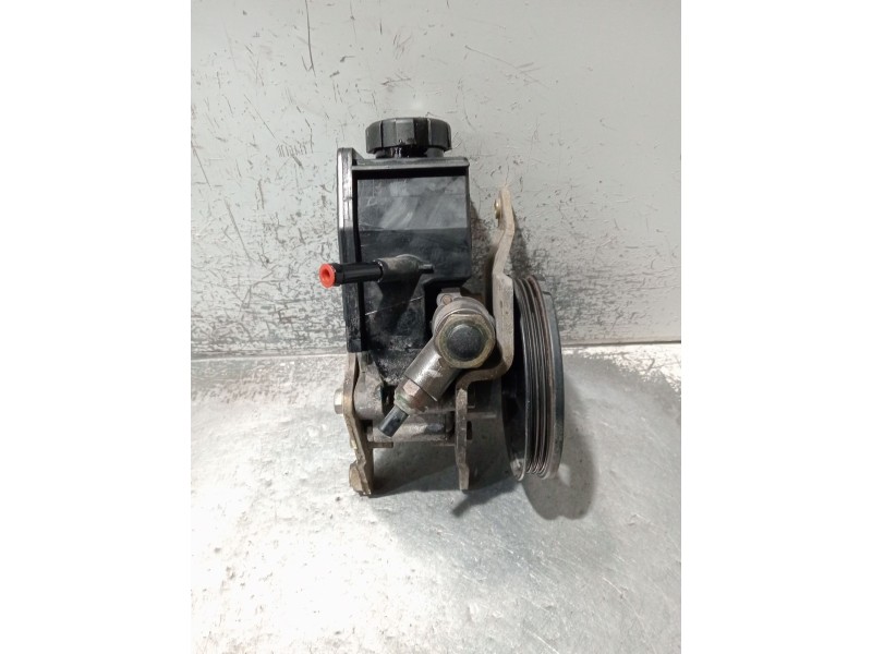 Recambio de bomba direccion para toyota avensis (_t22_) 1.6 (at220_) referencia OEM IAM 4431005040 7691974148 